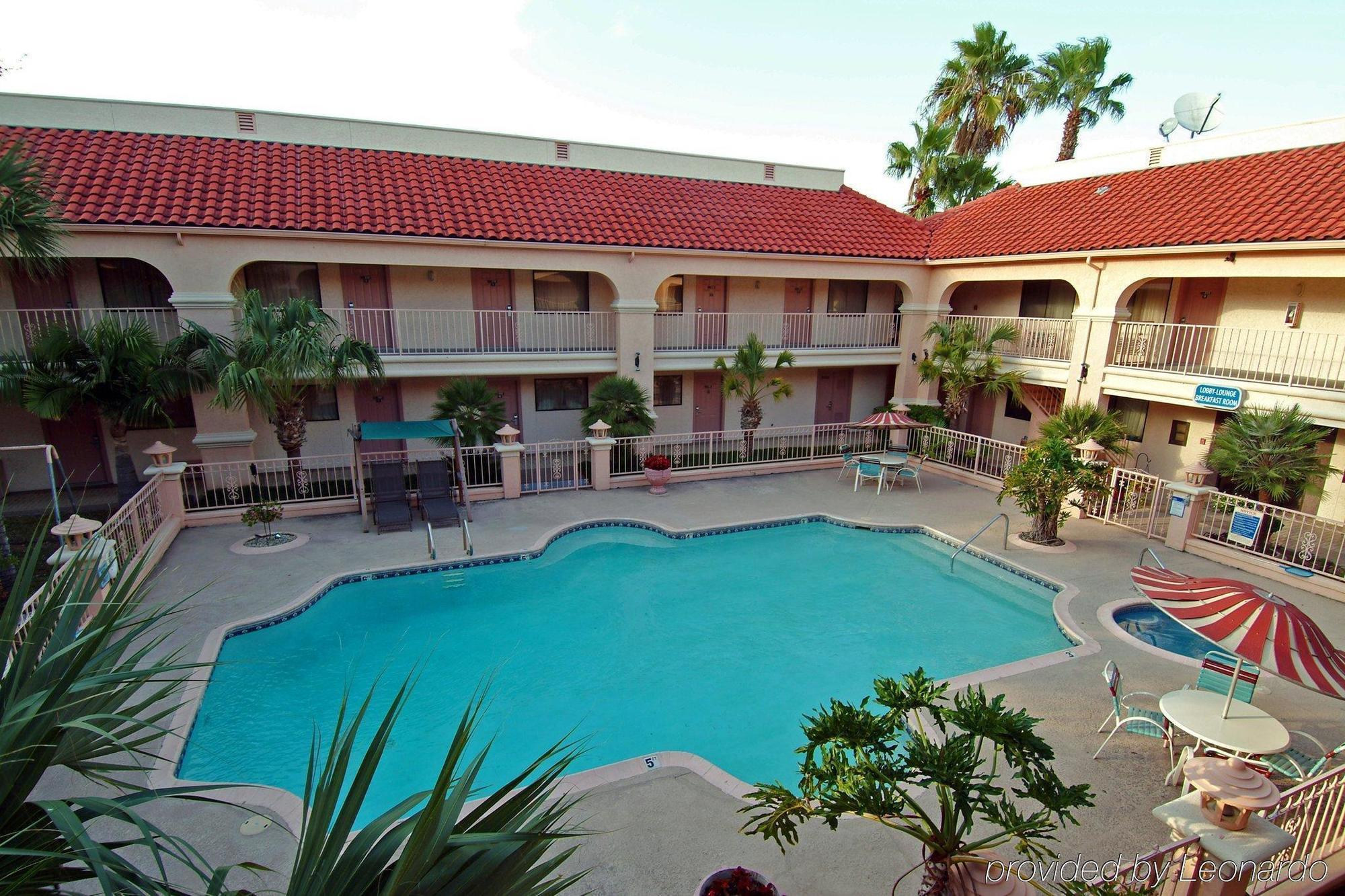Super 8 By Wyndham Corpus Christi Northwest Motel Facilities photo